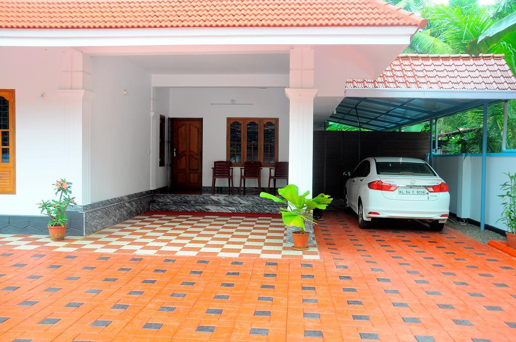 Grace Guest Home Thrissur Экстерьер фото
